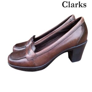 Clarks Bendable Brown Leather Lizard Pump High Heel Dress Business Shoe Women 9